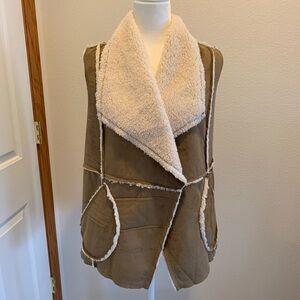 Caslon reversible vest NWT Nordstrom Rack. SZ S.​​​​​​​​​​​​​​​​​​​
